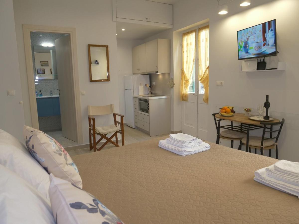 Bella Corfiotina By Corfuescapes Apartment Corfu  Ngoại thất bức ảnh
